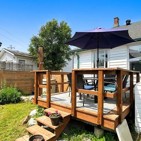 Appartement Cozy 2Br House Near Centre With Patio, Bbq, Backyard, And Netflix à Peterborough Extérieur photo